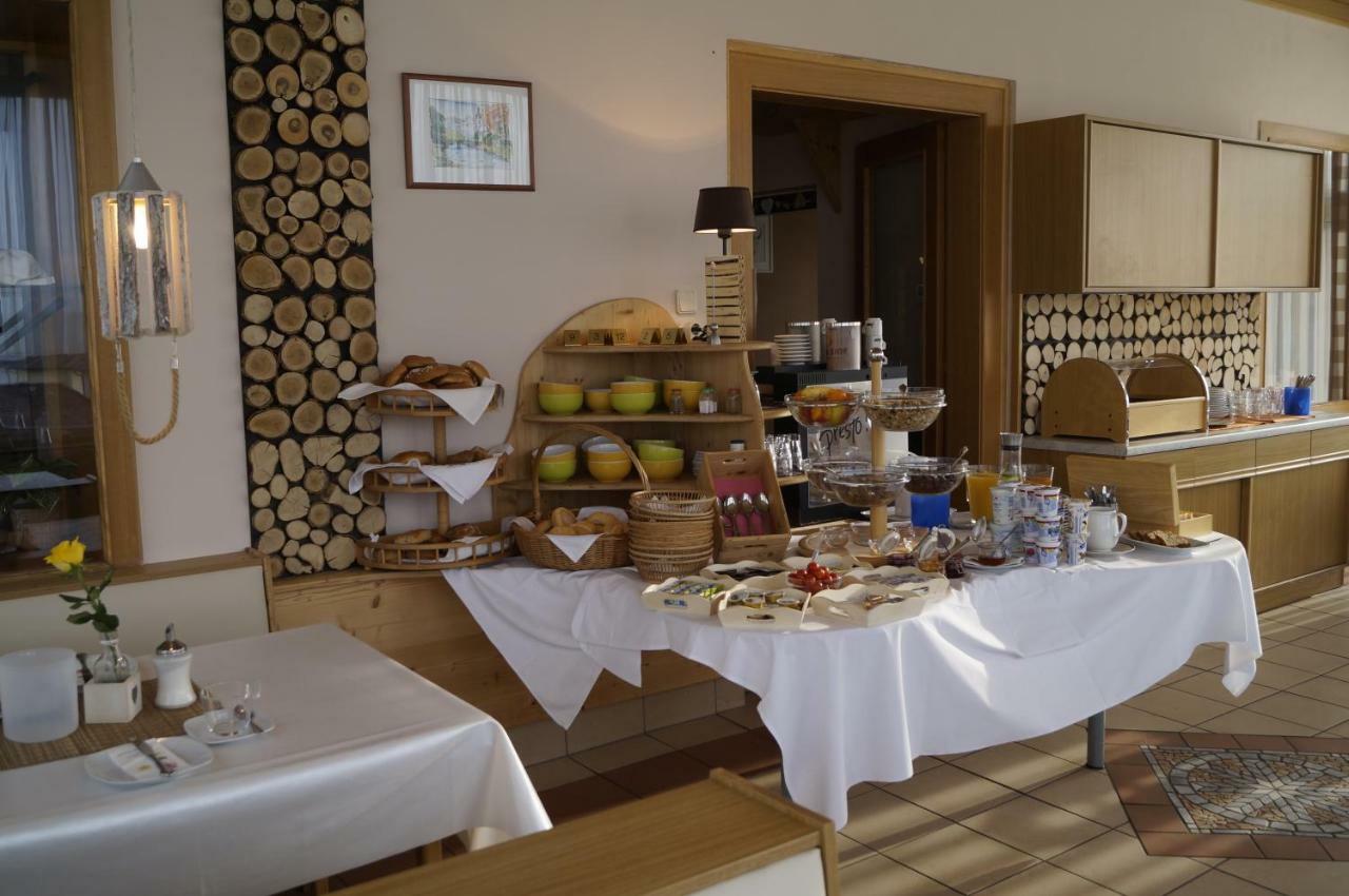 Pension Dobernig - Contactless Check In/Stay Klagenfurt am Woerthersee Exterior foto